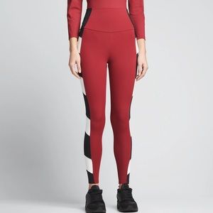 Used port de bras leggings